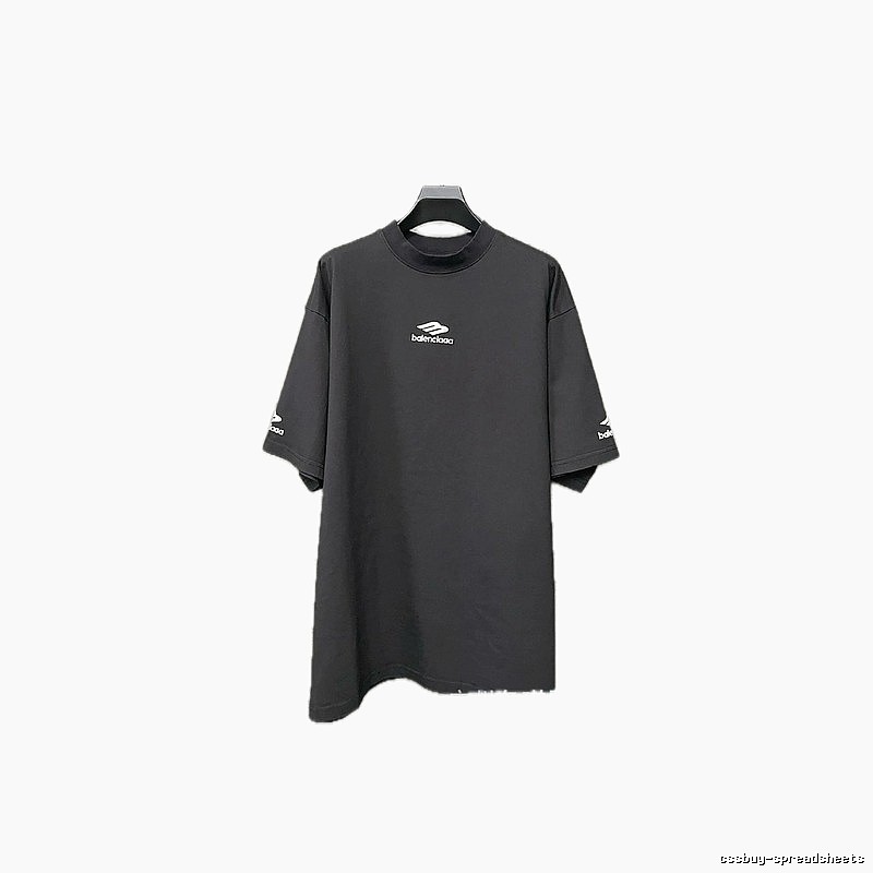 Balenciaga minimalist style black T-shirt