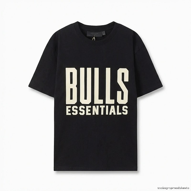 ESSENTIALS Bulls-style black T-shirt