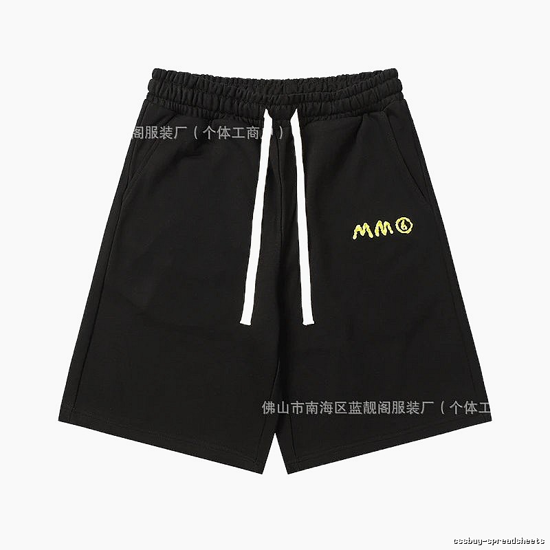 Maison Margiela minimalist style black shorts